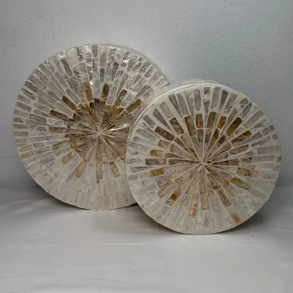 Mother Of the pearl Round Box, Handmade Mother Of Pearl Storage Box, Decor Box